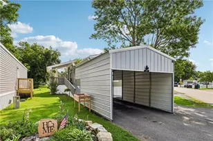 51 Interstate Dr, Donegal, PA 15323 - Photo 2