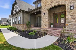 123 Abigail Dr, Adams Township, PA 16046 - Photo 4