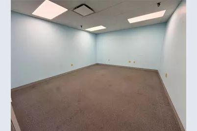 120 S Broad, Grove City Boro, PA 16127 - Photo 6