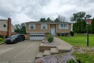 2833 Dolores Dr, South Park, PA 15129 - Photo 2