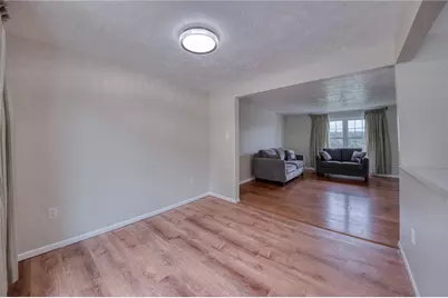 2833 Dolores Dr, South Park, PA 15129 - Photo 22