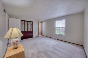 2833 Dolores Dr, South Park, PA 15129 - Photo 14