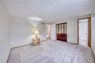 2833 Dolores Dr, South Park, PA 15129 - Photo 26