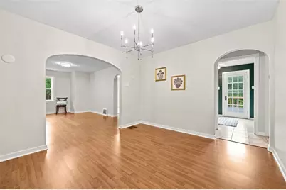 646 Camp Meeting Rd, Leet Township, PA 15143 - Photo 4