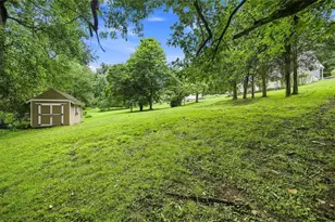 646 Camp Meeting Rd, Leet Township, PA 15143 - Photo 18