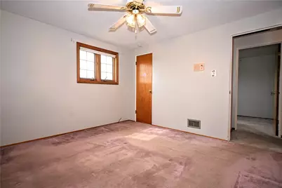 3791 Cynthia Dr, Pittsburgh, PA 15227 - Photo 14