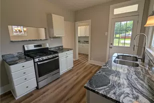4 Hookton Ave, South Union Township, PA 15401 - Photo 10