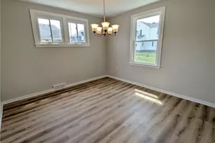 4 Hookton Ave, South Union Township, PA 15401 - Photo 8
