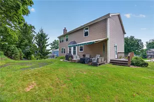 118 Diamondwood Ct, Bethel Park, PA 15102 - Photo 4