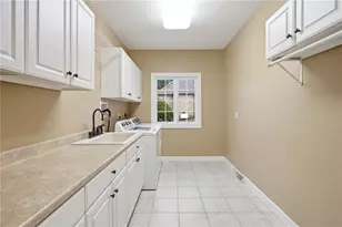 1002 Kings Ct, Level Green, PA 15085 - Photo 20