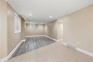 1002 Kings Ct, Level Green, PA 15085 - Photo 34