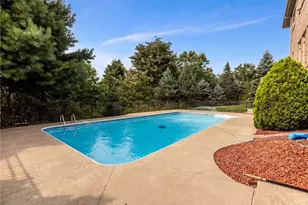 1002 Kings Ct, Level Green, PA 15085 - Photo 46