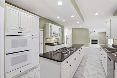 1002 Kings Ct, Level Green, PA 15085 - Photo 18