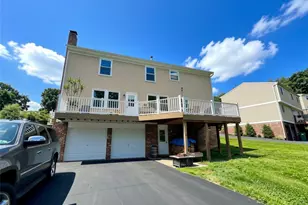 5951 Dalmation Dr, Bethel Park, PA 15102 - Photo 2