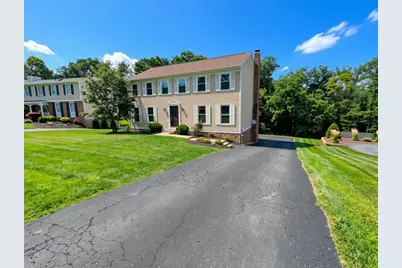 5951 Dalmation Dr, Bethel Park, PA 15102 - Photo 2