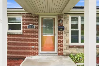 109 Livingston Rd, West Mifflin, PA 15122 - Photo 6