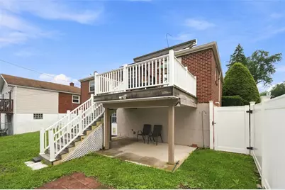 109 Livingston Rd, West Mifflin, PA 15122 - Photo 30