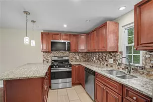 1826 Borland Rd, Scott Township, PA 15243 - Photo 8