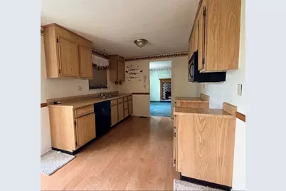 244 Rampart Blvd, Pittsburgh, PA 15068 - Photo 10
