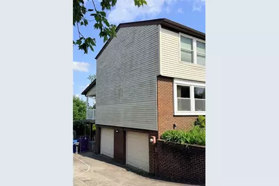 244 Rampart Blvd, Pittsburgh, PA 15068 - Photo 2