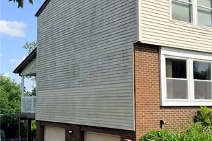 244 Rampart Blvd, Pittsburgh, PA 15068 - Photo 2
