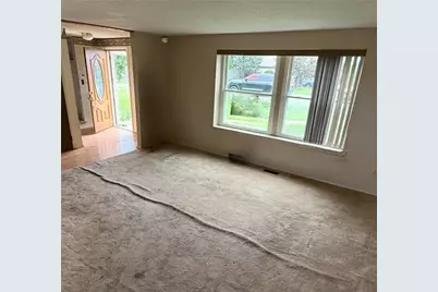 244 Rampart Blvd, Pittsburgh, PA 15068 - Photo 4