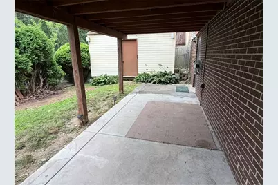 244 Rampart Blvd, Pittsburgh, PA 15068 - Photo 22