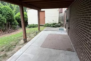 244 Rampart Blvd, Pittsburgh, PA 15068 - Photo 22