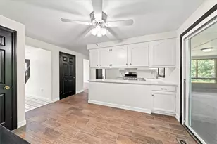3409 Cramlington Dr, Hampton, PA 15044 - Photo 14