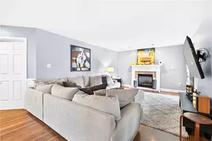 132 Birch Dr, Elizabeth Twp/Boro, PA 15037 - Photo 6