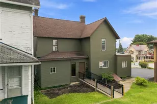 521 W Newton St, Greensburg, PA 15601 - Photo 32