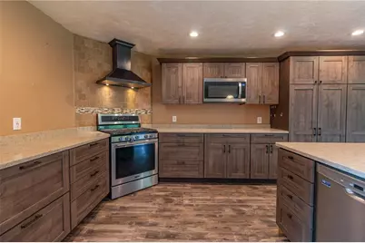 558 Market St, Fairfeld Township, PA 15923 - Photo 6