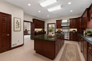 1060 Fox Chapel Rd, Pittsburgh, PA 15238 - Photo 16