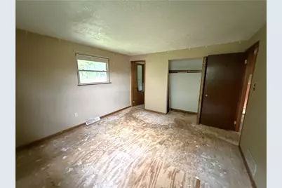 631 Wellington Drive, Hempfield Township, PA 15601 - Photo 6