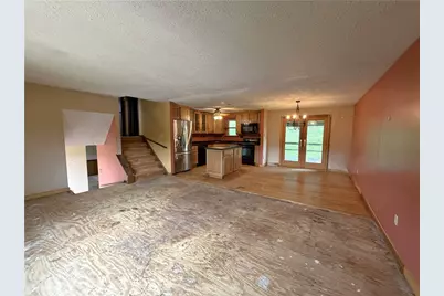 631 Wellington Drive, Hempfield Township, PA 15601 - Photo 2
