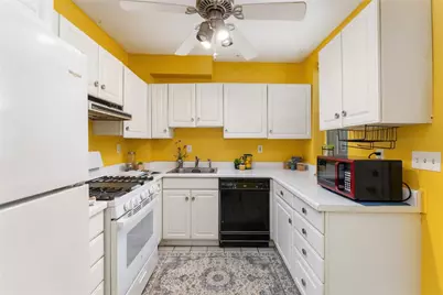 2425 Jane St, Pittsburgh, PA 15203 - Photo 12