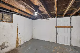 1630 Leolyn St, Pittsburgh, PA 15210 - Photo 34