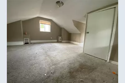 1630 Leolyn St, Pittsburgh, PA 15210 - Photo 8