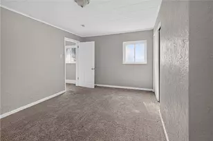 1630 Leolyn St, Pittsburgh, PA 15210 - Photo 16
