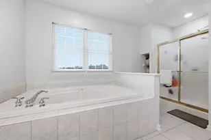 1915 Markley Dr, Pittsburgh, PA 15143 - Photo 34
