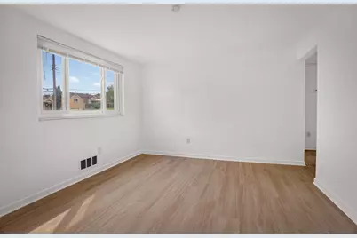 424 Lois Drive, Pittsburgh, PA 15236 - Photo 6