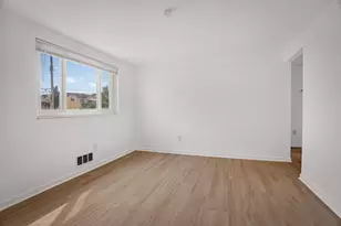 424 Lois Dr, Pittsburgh, PA 15236 - Photo 6