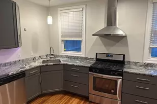 303 Belonda St, Pittsburgh, PA 15211 - Photo 10