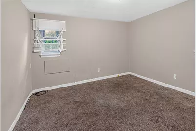 236 Hulton Rd, Pittsburgh, PA 15147 - Photo 10