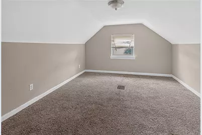 236 Hulton Rd, Pittsburgh, PA 15147 - Photo 8