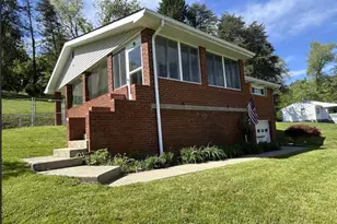804 Redwood Dr, Cecil, PA 15057 - Photo 26