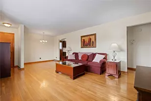 804 Redwood Dr, Cecil, PA 15057 - Photo 4