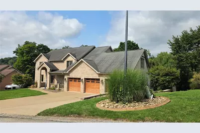 2182 Bradbury Ln, North Huntingdon, PA 15642 - Photo 2