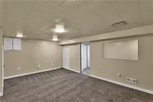 323 Noel Dr, Monroeville, PA 15146 - Photo 26