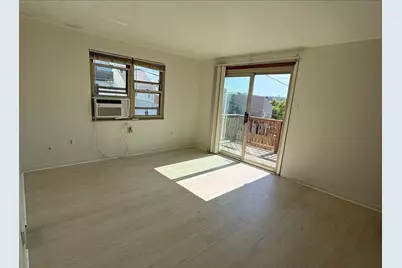 1966 W Beckert Avenue #2, Pittsburgh, PA 15212 - Photo 2
